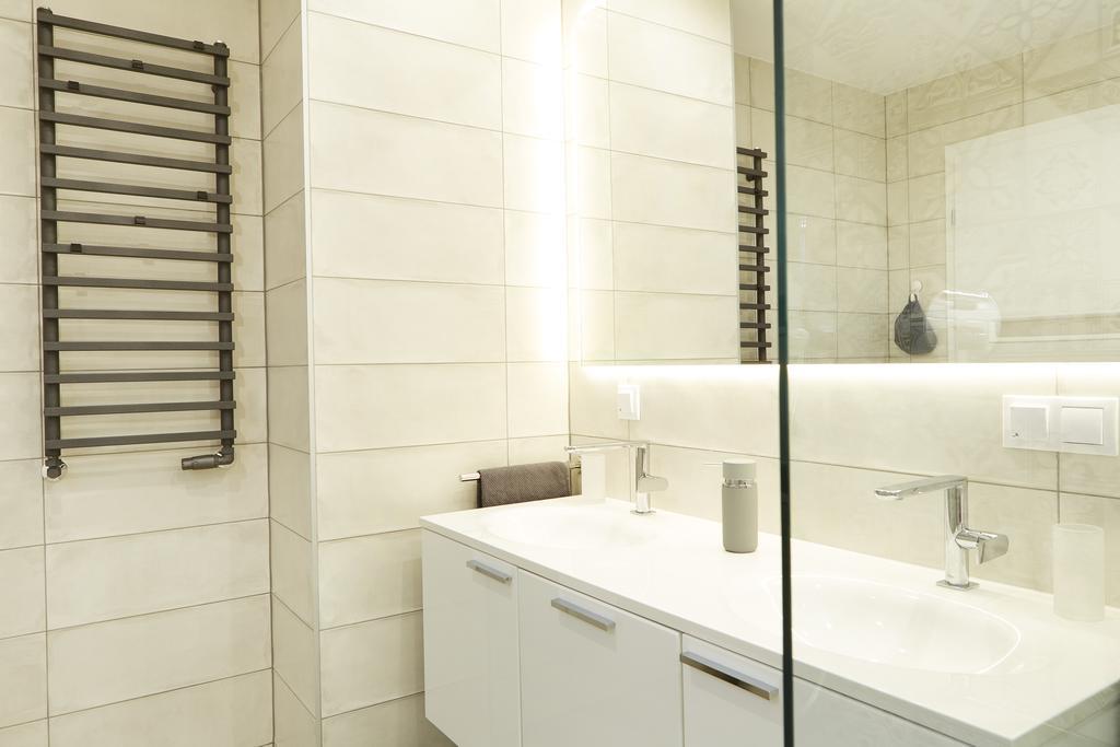 Lovely Lux Garden Flat Near Royal Park Apartment วอร์ซอ ภายนอก รูปภาพ